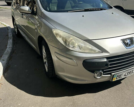 Серый Пежо 206, объемом двигателя 2 л и пробегом 202 тыс. км за 3100 $, фото 1 на Automoto.ua