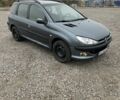 Серый Пежо 206, объемом двигателя 1.4 л и пробегом 209 тыс. км за 3700 $, фото 1 на Automoto.ua