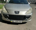 Серый Пежо 206, объемом двигателя 2 л и пробегом 202 тыс. км за 3100 $, фото 2 на Automoto.ua