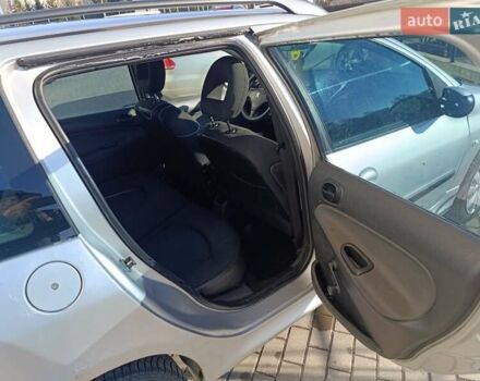 Сірий Пежо 206, об'ємом двигуна 1.36 л та пробігом 264 тис. км за 3400 $, фото 13 на Automoto.ua