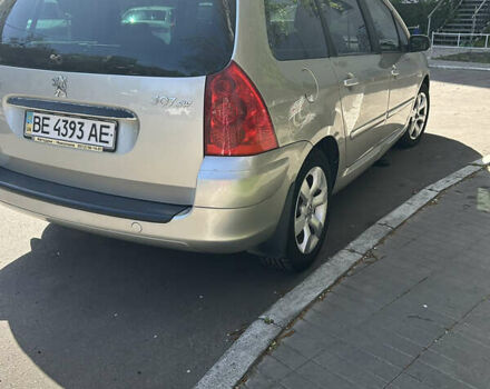 Серый Пежо 206, объемом двигателя 2 л и пробегом 202 тыс. км за 3100 $, фото 4 на Automoto.ua