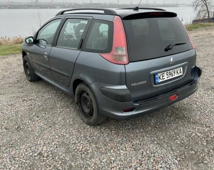 Серый Пежо 206, объемом двигателя 1.4 л и пробегом 209 тыс. км за 3700 $, фото 4 на Automoto.ua