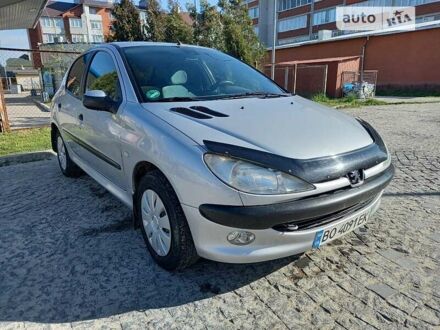Пежо 206 1999 у Чортків на Automoto.ua Сірий Пежо 206, об'ємом двигуна 1.6 л та пробігом 330 тис. км за 2900 $, фото 1 на Automoto.ua