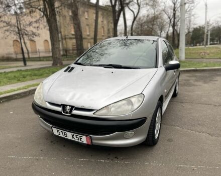 Серый Пежо 206, объемом двигателя 1.9 л и пробегом 220 тыс. км за 1299 $, фото 1 на Automoto.ua