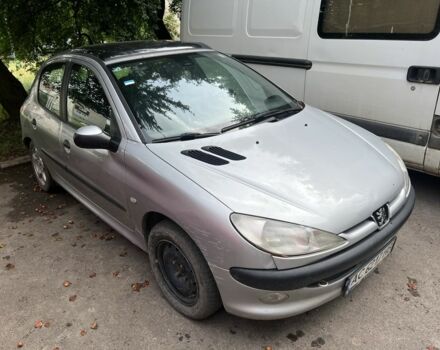 Сірий Пежо 206, об'ємом двигуна 2 л та пробігом 250 тис. км за 2800 $, фото 1 на Automoto.ua
