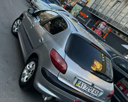 Сірий Пежо 206, об'ємом двигуна 1.4 л та пробігом 205 тис. км за 2500 $, фото 1 на Automoto.ua