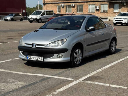 Пежо 206 2002 у Черкасах на Automoto.ua Сірий Пежо 206, об'ємом двигуна 2 л та пробігом 280 тис. км за 3650 $, фото 1 на Automoto.ua