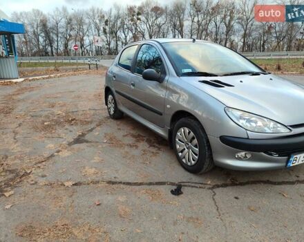 Серый Пежо 206, объемом двигателя 1.12 л и пробегом 154 тыс. км за 2900 $, фото 1 на Automoto.ua