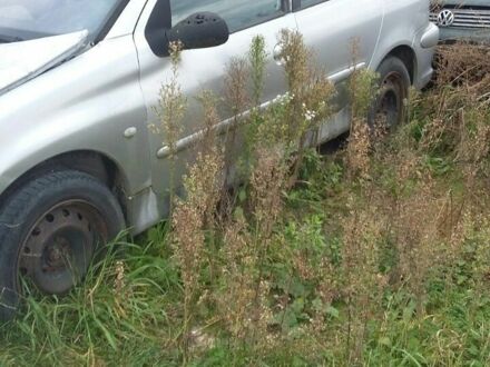 Сірий Пежо 206, об'ємом двигуна 2 л та пробігом 200 тис. км за 700 $, фото 1 на Automoto.ua