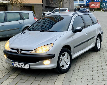 Серый Пежо 206, объемом двигателя 1.4 л и пробегом 260 тыс. км за 2850 $, фото 1 на Automoto.ua