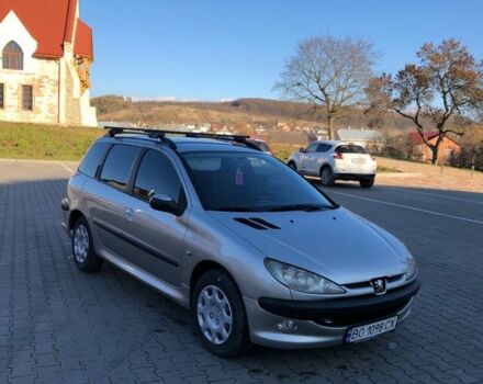 Серый Пежо 206, объемом двигателя 1.4 л и пробегом 280 тыс. км за 3300 $, фото 1 на Automoto.ua