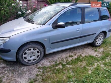 Сірий Пежо 206, об'ємом двигуна 1.4 л та пробігом 250 тис. км за 3000 $, фото 1 на Automoto.ua