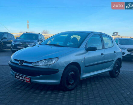 Серый Пежо 206, объемом двигателя 1.2 л и пробегом 211 тыс. км за 1300 $, фото 1 на Automoto.ua
