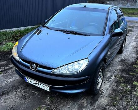 Сірий Пежо 206, об'ємом двигуна 1.4 л та пробігом 320 тис. км за 2500 $, фото 1 на Automoto.ua