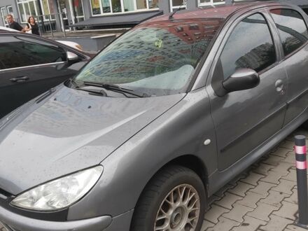 Пежо 206 2007 в Броварах на Automoto.ua Серый Пежо 206, объемом двигателя 1.6 л и пробегом 260 тыс. км за 4500 $, фото 1 на Automoto.ua