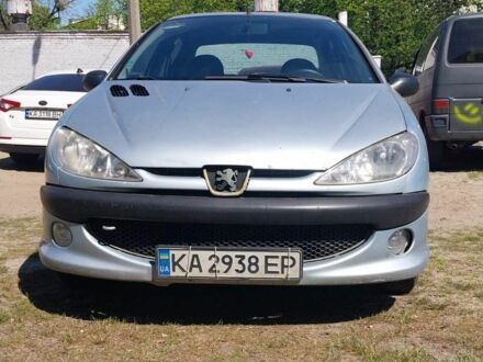 Пежо 206 2007 в Киеве на Automoto.ua Серый Пежо 206, объемом двигателя 1.4 л и пробегом 250 тыс. км за 1950 $, фото 1 на Automoto.ua