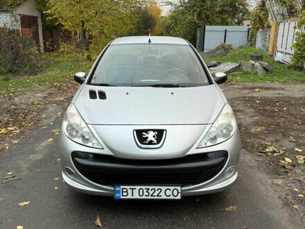 Серый Пежо 206, объемом двигателя 1.12 л и пробегом 188 тыс. км за 3500 $, фото 1 на Automoto.ua