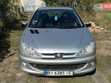 Пежо 206 2009 у Миргороде на Automoto.ua Сірий Пежо 206, об'ємом двигуна 1.36 л та пробігом 192 тис. км за 4361 $, фото 1 на Automoto.ua