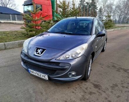 Сірий Пежо 206, об'ємом двигуна 1.4 л та пробігом 185 тис. км за 3900 $, фото 1 на Automoto.ua