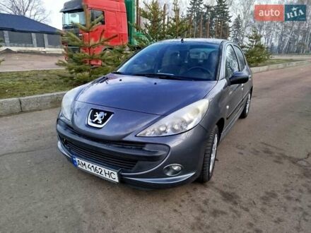 Пежо 206 2010 в Житомире на Automoto.ua Серый Пежо 206, объемом двигателя 1.36 л и пробегом 180 тыс. км за 4200 $, фото 1 на Automoto.ua