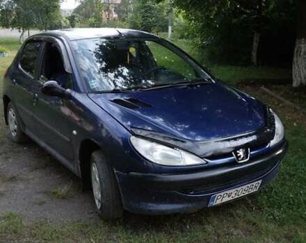Синій Пежо 206, об'ємом двигуна 1.1 л та пробігом 250 тис. км за 1150 $, фото 8 на Automoto.ua