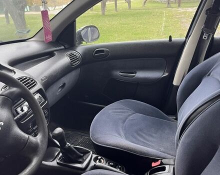 Пежо 206 2000 в Тульчине на Automoto.ua Синий Пежо 206, объемом двигателя 1.6 л и пробегом 185 тыс. км за 1250 $, фото 5 на Automoto.ua