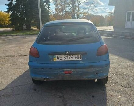 Синий Пежо 206, объемом двигателя 1.4 л и пробегом 300 тыс. км за 2500 $, фото 6 на Automoto.ua