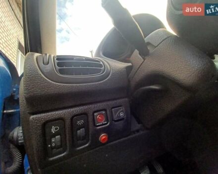 Синий Пежо 206, объемом двигателя 1.6 л и пробегом 202 тыс. км за 2900 $, фото 10 на Automoto.ua