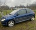 Синий Пежо 206, объемом двигателя 1.12 л и пробегом 205 тыс. км за 1800 $, фото 1 на Automoto.ua