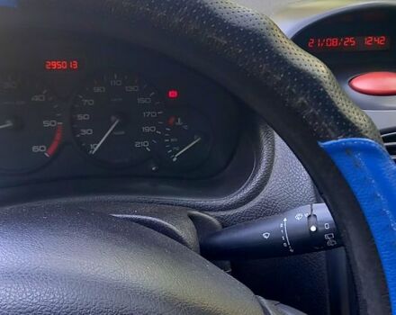 Синий Пежо 206, объемом двигателя 1.4 л и пробегом 295 тыс. км за 2100 $, фото 11 на Automoto.ua