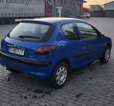 Синий Пежо 206, объемом двигателя 1.1 л и пробегом 240 тыс. км за 2500 $, фото 2 на Automoto.ua