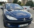 Синий Пежо 206, объемом двигателя 1.36 л и пробегом 231 тыс. км за 2800 $, фото 1 на Automoto.ua