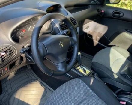 Синій Пежо 206, об'ємом двигуна 1.4 л та пробігом 185 тис. км за 3200 $, фото 6 на Automoto.ua