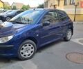 Синий Пежо 206, объемом двигателя 1.4 л и пробегом 165 тыс. км за 3000 $, фото 1 на Automoto.ua