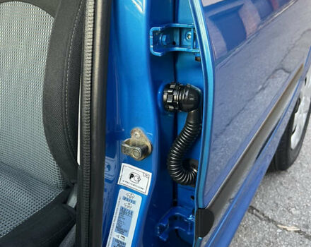 Синий Пежо 206, объемом двигателя 1.4 л и пробегом 133 тыс. км за 5500 $, фото 70 на Automoto.ua