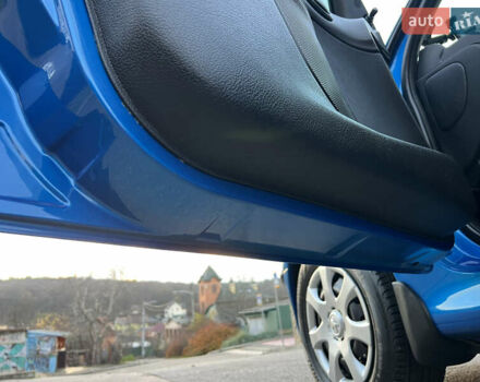 Синий Пежо 206, объемом двигателя 1.36 л и пробегом 133 тыс. км за 5500 $, фото 68 на Automoto.ua