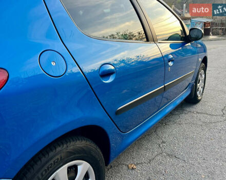 Синий Пежо 206, объемом двигателя 1.4 л и пробегом 133 тыс. км за 5500 $, фото 13 на Automoto.ua