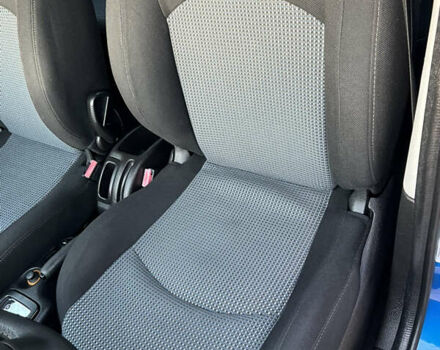 Синий Пежо 206, объемом двигателя 1.4 л и пробегом 133 тыс. км за 5500 $, фото 56 на Automoto.ua