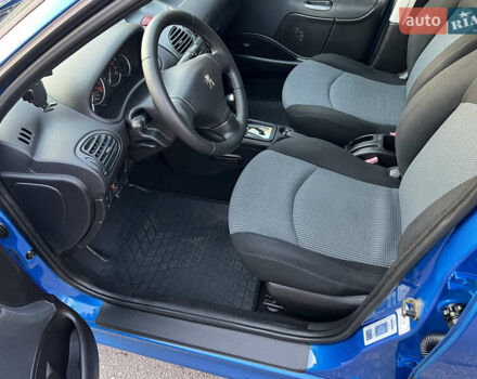 Синий Пежо 206, объемом двигателя 1.4 л и пробегом 133 тыс. км за 5500 $, фото 37 на Automoto.ua