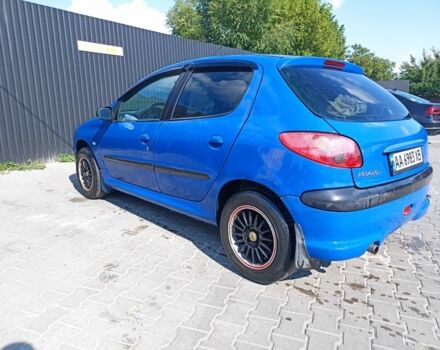 Синий Пежо 206, объемом двигателя 1.1 л и пробегом 203 тыс. км за 2500 $, фото 4 на Automoto.ua