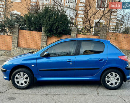Синий Пежо 206, объемом двигателя 1.4 л и пробегом 133 тыс. км за 5500 $, фото 8 на Automoto.ua