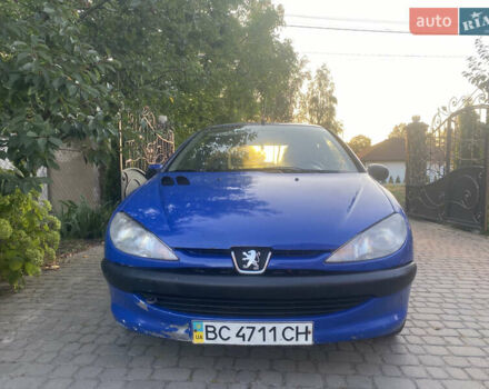 Синий Пежо 206, объемом двигателя 1.1 л и пробегом 205 тыс. км за 2100 $, фото 1 на Automoto.ua