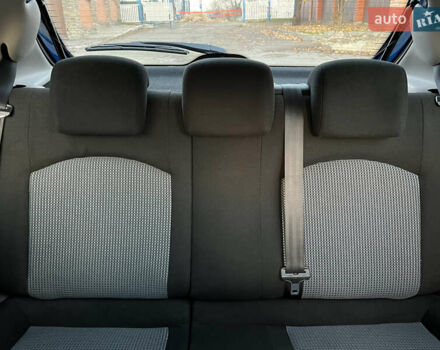 Синий Пежо 206, объемом двигателя 1.36 л и пробегом 133 тыс. км за 5500 $, фото 57 на Automoto.ua