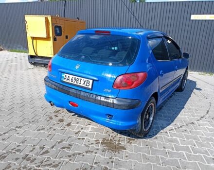 Синий Пежо 206, объемом двигателя 1.1 л и пробегом 203 тыс. км за 2500 $, фото 3 на Automoto.ua