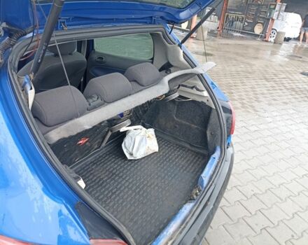 Синий Пежо 206, объемом двигателя 1.1 л и пробегом 203 тыс. км за 2500 $, фото 5 на Automoto.ua