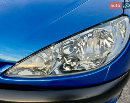 Синий Пежо 206, объемом двигателя 1.4 л и пробегом 133 тыс. км за 5500 $, фото 14 на Automoto.ua