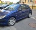 Синий Пежо 206, объемом двигателя 1.4 л и пробегом 165 тыс. км за 3000 $, фото 1 на Automoto.ua
