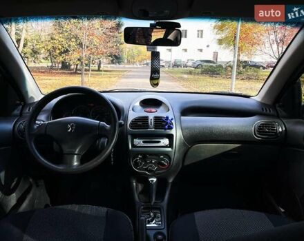 Синий Пежо 206, объемом двигателя 1.4 л и пробегом 71 тыс. км за 5100 $, фото 14 на Automoto.ua