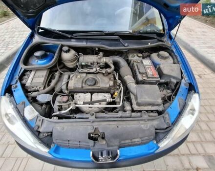 Синій Пежо 206, об'ємом двигуна 1.36 л та пробігом 226 тис. км за 3000 $, фото 18 на Automoto.ua