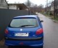 Синий Пежо 206, объемом двигателя 1.1 л и пробегом 257 тыс. км за 2400 $, фото 4 на Automoto.ua